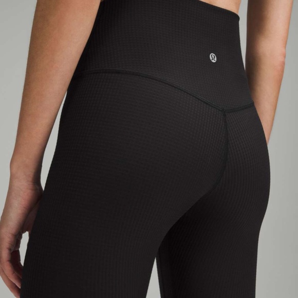 Lululemon High-Rise Yoga Tight 25" *Grid Texture - Picture 3 of 3